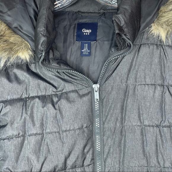 Gap Hooded Mid Length puffer jacket - Picture 2 of 9